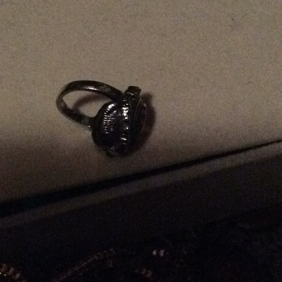 Ring - Picture 8 of 8